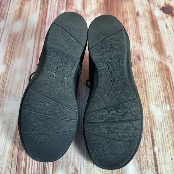 Clarks NIKKI NORTH Size 6.5 Black Leather Lace Zip Up Ankle Booties Boots Shoes - Picture 8 of 10